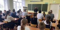 В ступинской школе прошел необычный урок для школьников от полиции - Regions.Ru