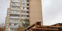 Финиш кровельных работ: дом на Андропова получил новую крышу - Regions.Ru