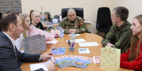 Руководитель муниципалитета встретился с участником СВО, пришедшим в отпуск, и дочерью погибшего ступинского героя5 - Городской округ Ступино